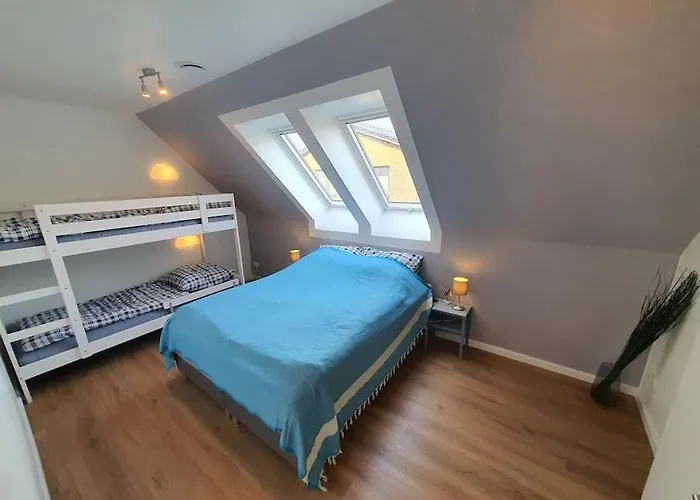 Kiel-Russee Familienwohnung, Lademoeglichkeit, Co2 Frei