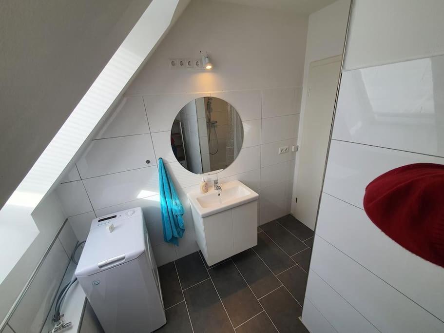Appartamento Kiel-russee Familienwohnung, Lademoeglichkeit, Co2 Frei