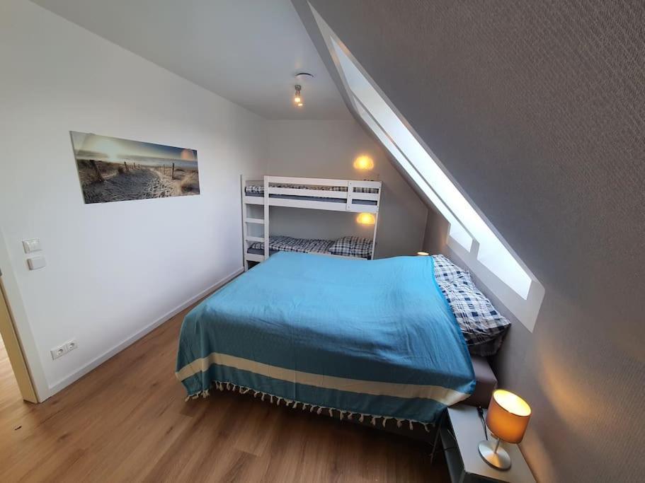 Apartment Kiel-russee Familienwohnung, Lademoeglichkeit, Co2 Frei